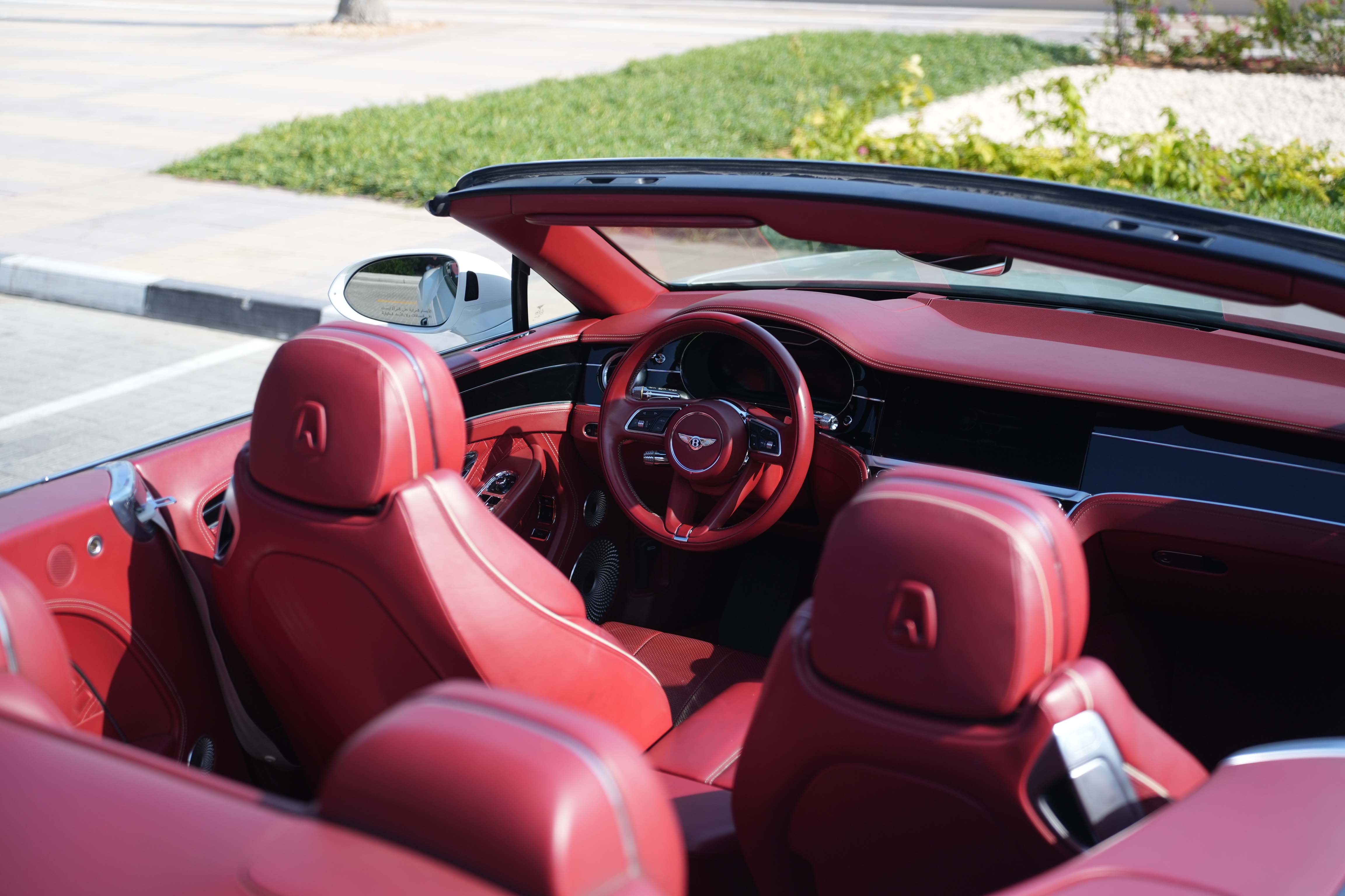 Bentley CONTINENTAL GTC preview 4